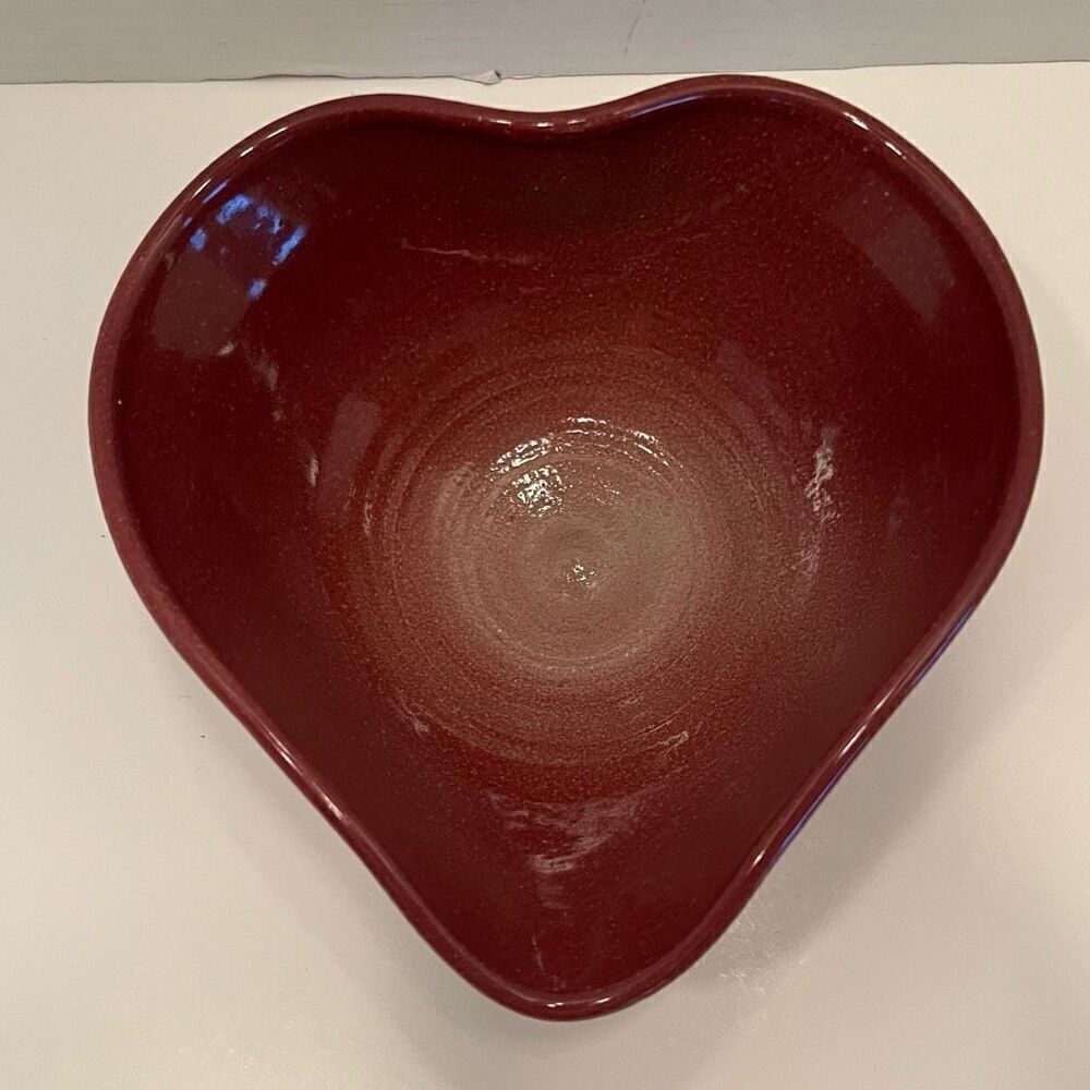 Art Pottery Bowl Heart